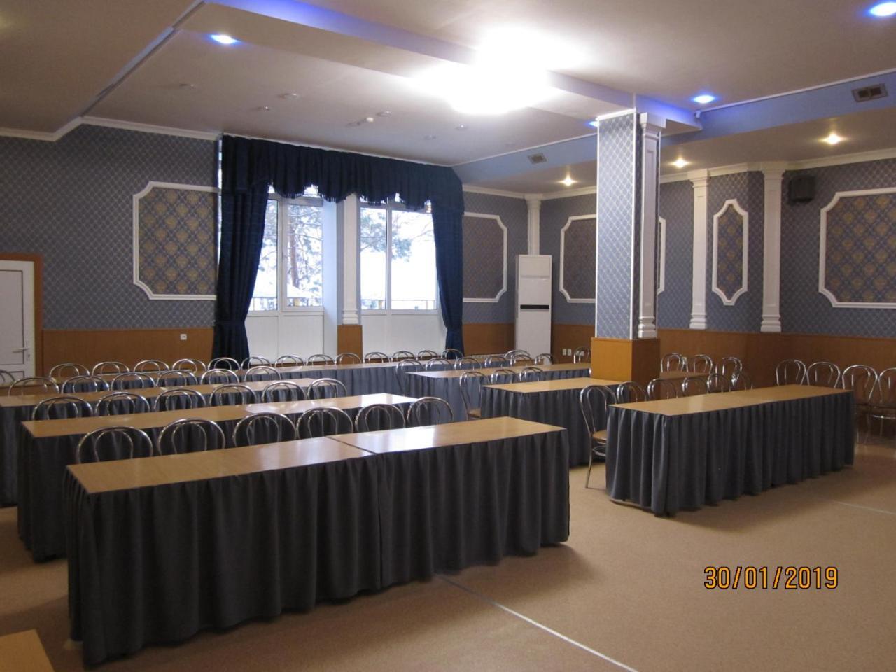 Aktobe Hotel Exterior foto
