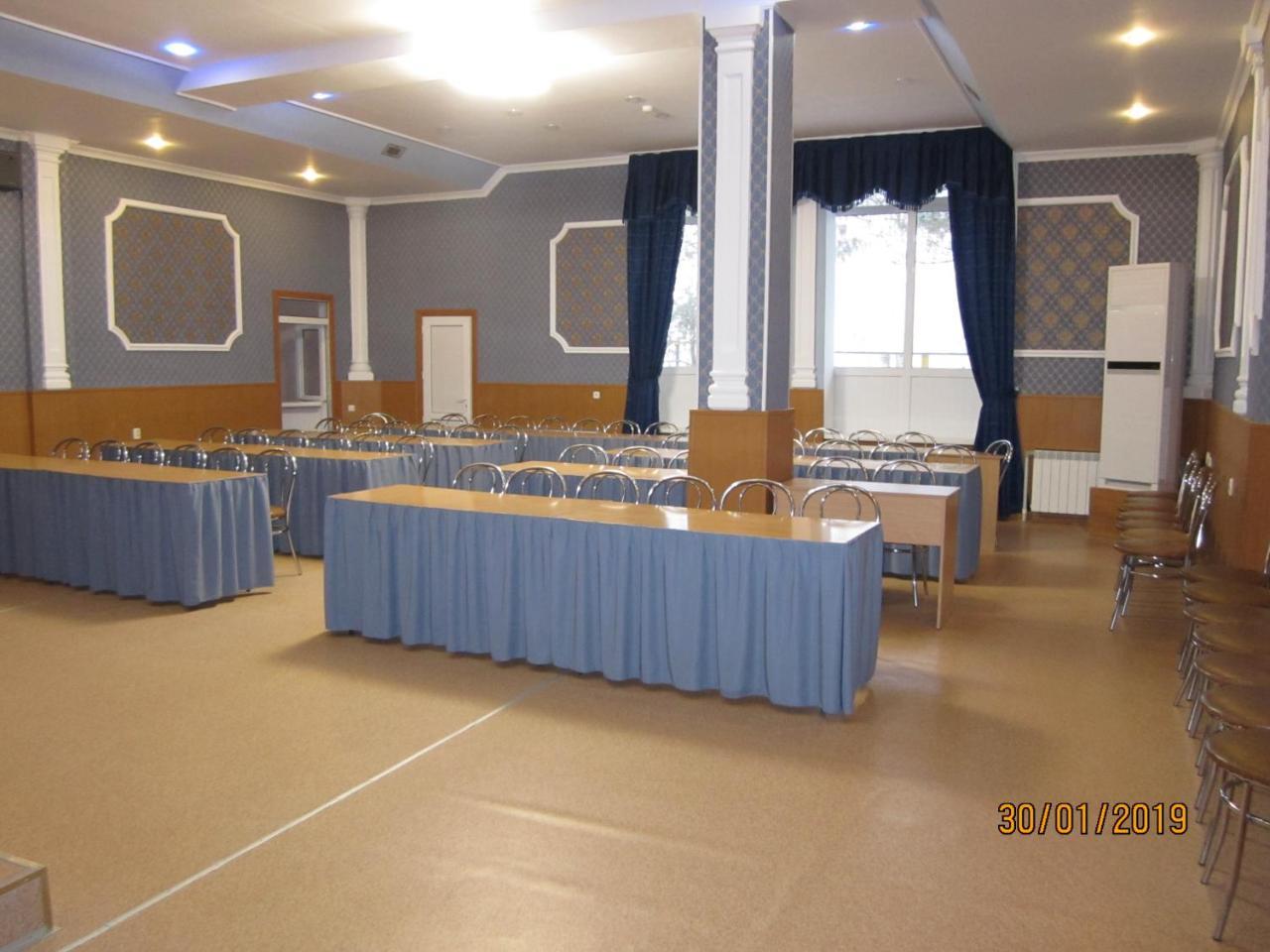 Aktobe Hotel Exterior foto